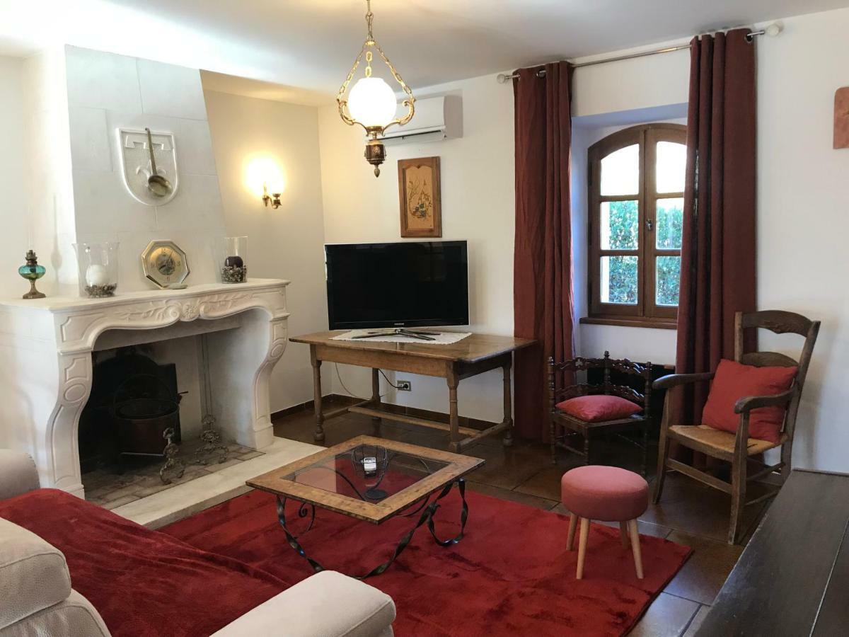 La Clue/ Le Jas Du Ventoux Hotel Plaisians Екстериор снимка